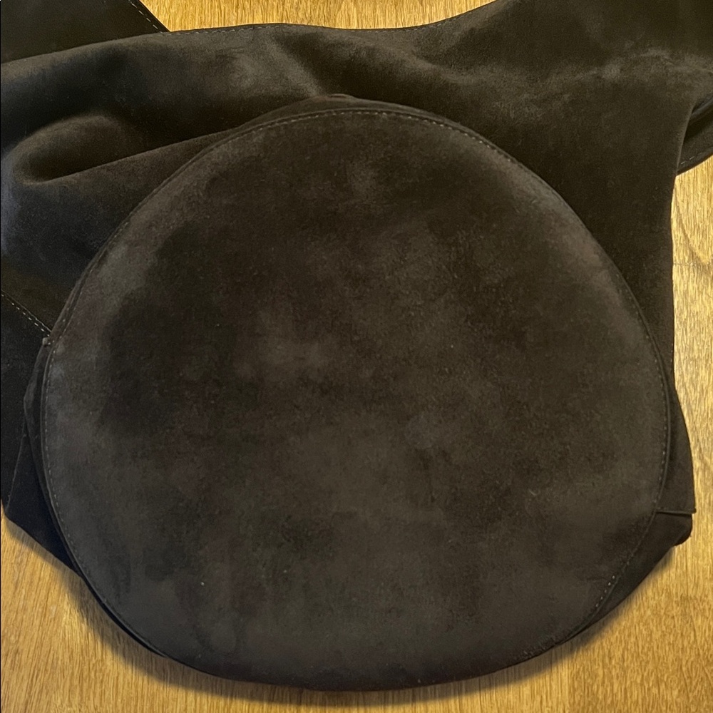 Reformation Medium Silvana Bucket Bag - Picture 13 of 13